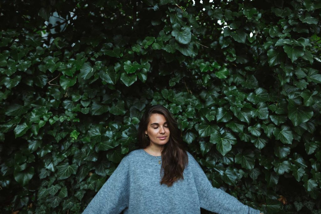 „Ständig vor Kameras zu stehen hat sich nicht mehr gut angefühlt“: Madeleine Alizadeh von DariaDaria über ihr Leben nach dem Modebloggen