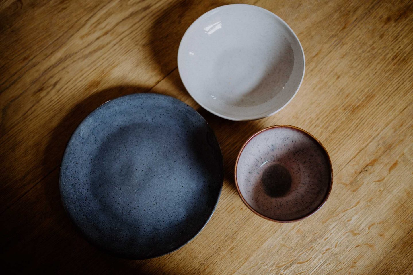 „Unsere Keramik ist keine China-Massenware, die nach kurzer Benutzung dem nächsten Trend weicht“ – Interview mit Anna Lempke von Villa Walther & LÓNJA Keramik