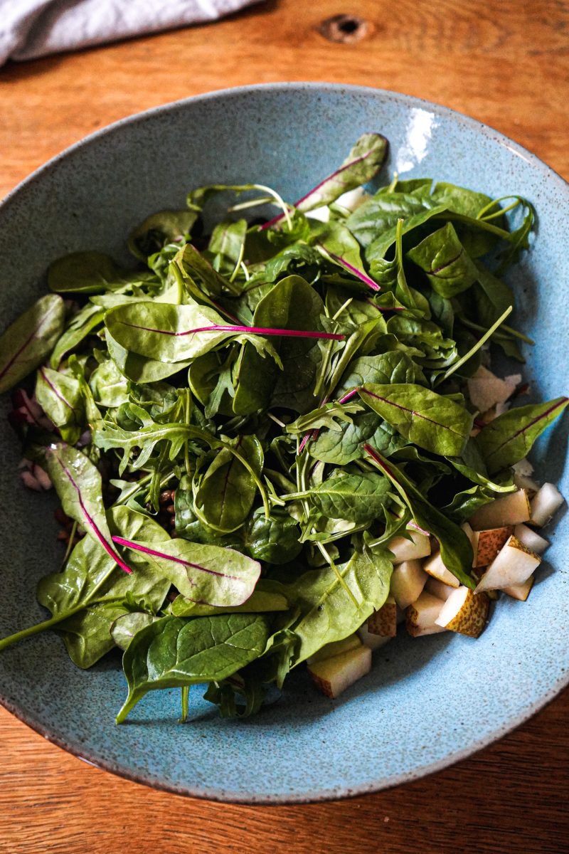 Schöner Salat mit Birne, Linsen und Pecorino - Der persönliche Blog von ... Schöner Salat mit Birne, Linsen und Pecorino - Der persönliche Blog von ...